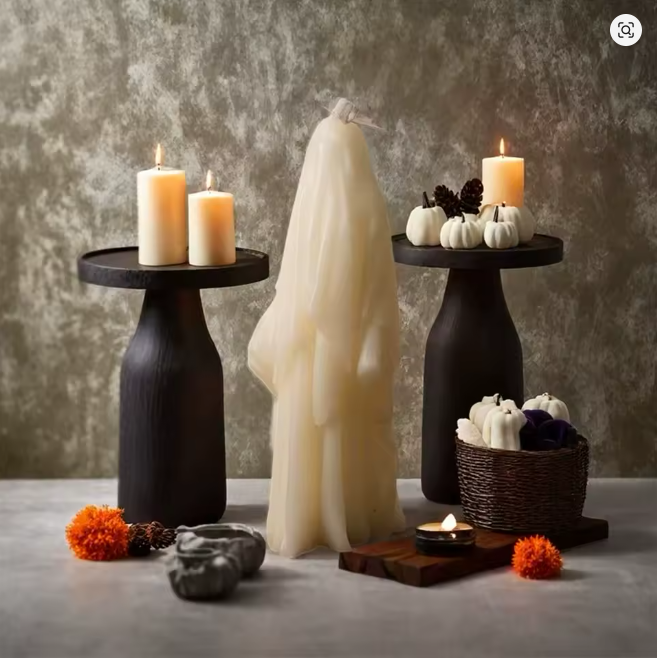 Halloween Scented Candle Ghost Figure – Spooky Decoration & Gift Idea